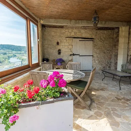 Relais De Tamaroque *