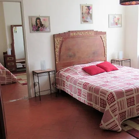 Relais De Tamaroque Frühstückspension